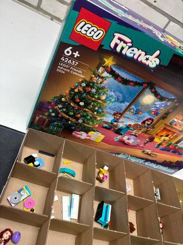 Lego Friends Adventskalender 2024 (Compleet) beschikbaar voor biedingen