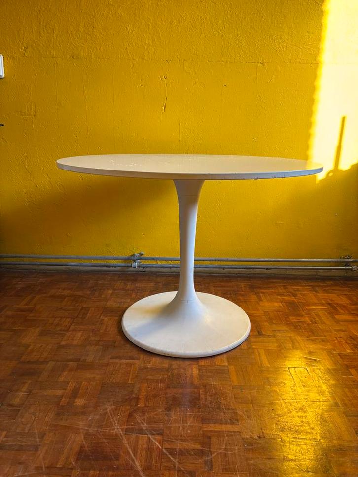 Space age tulip eettafel, Huis en Inrichting, Tafels | Eettafels, Gebruikt, 50 tot 100 cm, 100 tot 150 cm, Rond, Ophalen of Verzenden
