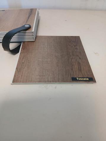 PVC klik laminaat beschikbaar voor biedingen