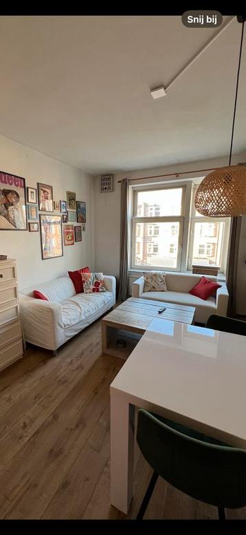 Ikea klippan bank 2x (1 met hoes, 1 zonder)