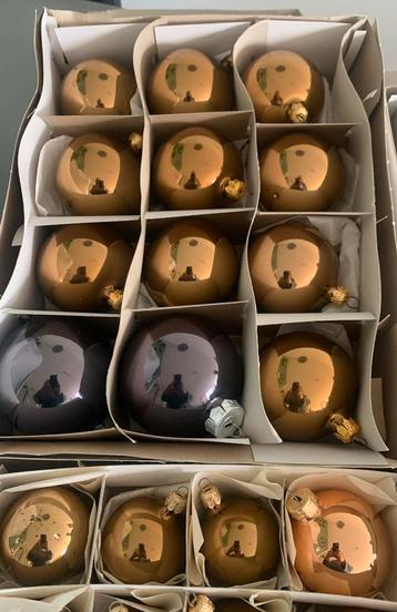 Kerstballenset, brons/koper/goud meer dan 50 stuks beschikbaar voor biedingen