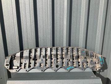 Bumper onderplaat Toyota Yaris 2012-2014 52618-0D040 NR20058 beschikbaar voor biedingen