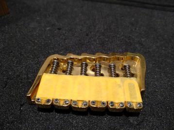 Hipshot 6str 18 graden brug brass/stainless beschikbaar voor biedingen