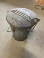Oude metalen vuilnisemmer., Ophalen, Gebruikt, 20 tot 30 liter, Metaal