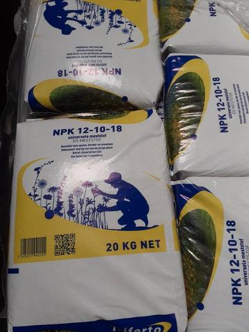 Gazonmest NPK 12-10-18  beschikbaar voor biedingen