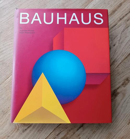Bauhaus boek, Jeannine Fiedler & Peter Feierabend, Boeken, Kunst en Cultuur | Fotografie en Design, Gelezen, Overige onderwerpen