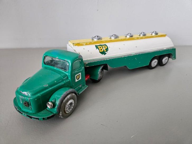 Tekno Denmark 434 Volvo BP tankwagen, Hobby en Vrije tijd, Modelauto's | 1:50, Gebruikt, Bus of Vrachtwagen, Tekno, Ophalen of Verzenden