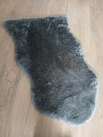 Vacht vachtje grijs NU 2,50, Ophalen, Zo goed als nieuw