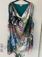 Tuniek met bloemenmotief en groene top maat 56, Ophalen of Verzenden, Zo goed als nieuw, Groen, Blouse of Tuniek