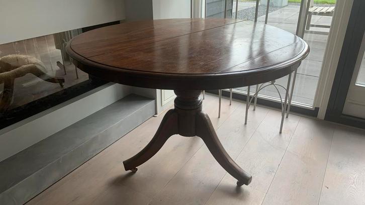 Antieke ronde tafel, Antiek en Kunst, Antiek | Meubels | Tafels, Ophalen