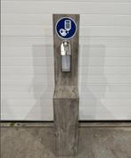 Desinfectiezuil, Ophalen