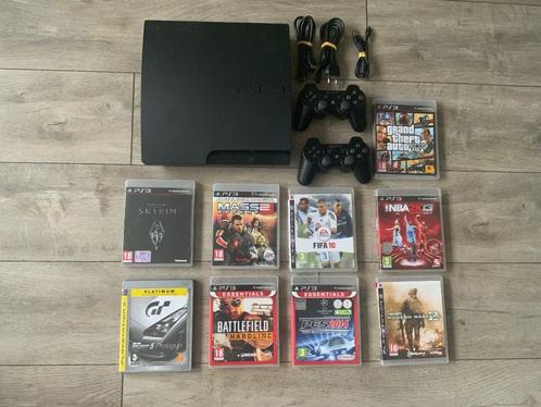 Playstation 3 Slim met 2 Controllers - Kabels & Spellen PS3, Spelcomputers en Games, Spelcomputers | Sony PlayStation 3, Zo goed als nieuw