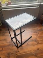 VITTSJÖ bijzettafel, Ophalen, Minder dan 55 cm, Gebruikt, Glas