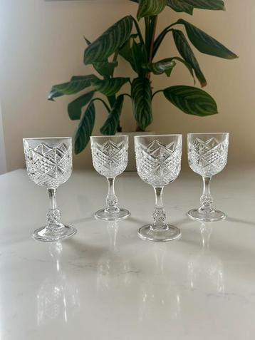 4 vintage wijnglazen. Kristallen waterglazen. Serie Palais beschikbaar voor biedingen