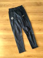 Chelsea Nike trainingsbroek 24/25, Kleding | Heren, Sportkleding, Blauw, Nike, Ophalen of Verzenden, Zo goed als nieuw