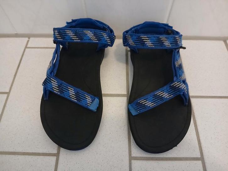 Teva's Hurricane blauw, nette staat, maat 33/34., Kinderen en Baby's, Kinderkleding | Schoenen en Sokken, Gebruikt, Overige typen