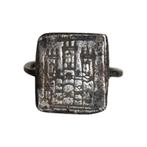 Bodemvondst middeleeuwse zilveren ring met kasteel, Verzenden, Zilver