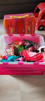 Grote set barbie's, Ophalen