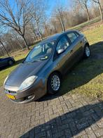 Fiat Bravo 1.4 16V 5DR 2007 Bruin, Auto's, Fiat, Voorwielaandrijving, 15 km/l, 4 cilinders, Bruin
