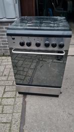 Mooie gasfornuis met oven prijs € 75.00, Zo goed als nieuw, Gas, Vrijstaand, 85 tot 90 cm