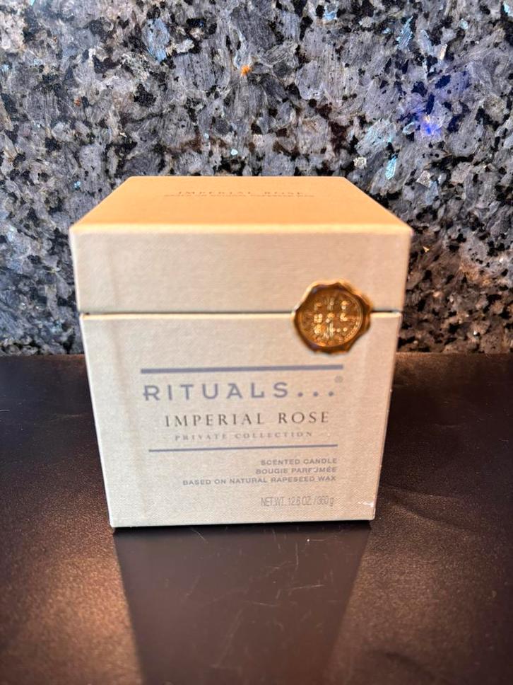 Ritual of Imperial Rose Scented Candle 🩶 360 gr. nieuw, Sieraden, Tassen en Uiterlijk, Uiterlijk | Parfum, Nieuw, Ophalen of Verzenden