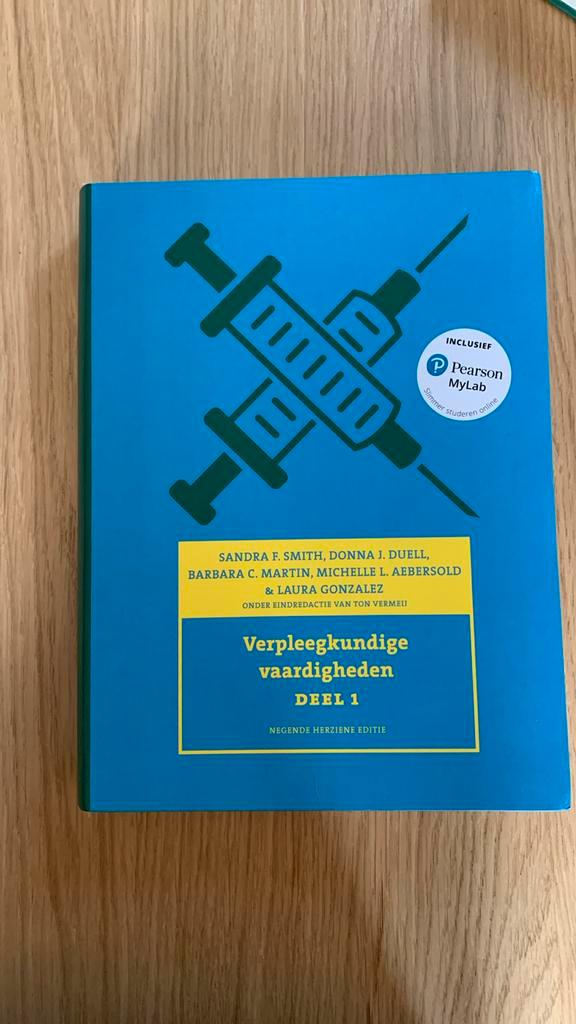 Verpleegkundige vaardigheden - deel 1, Boeken, Schoolboeken, Zo goed als nieuw, Nederlands, Overige niveaus, Ophalen of Verzenden