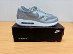 Nike Air Max 1 Metallic Silver Cool Grey 45 Nieuw, Overige kleuren, Nike, Nieuw, Ophalen of Verzenden