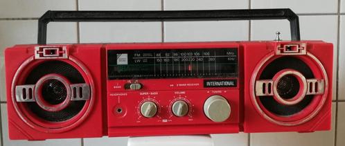 Radio. International. Porteble Stereo radio. 1970/1980., Audio, Tv en Foto, Radio's, Gebruikt, Radio, Ophalen