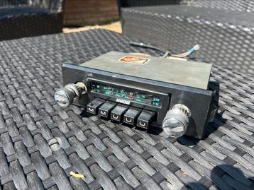 Oldtimer autoradio Fiat beschikbaar voor biedingen