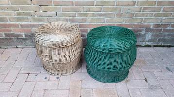 Vintage rieten manden met deksel - set van 2 beschikbaar voor biedingen