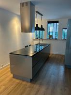 Complete keuken met kookeiland en granieten blad, Ophalen, Overige typen, Graniet of Steen, Zo goed als nieuw