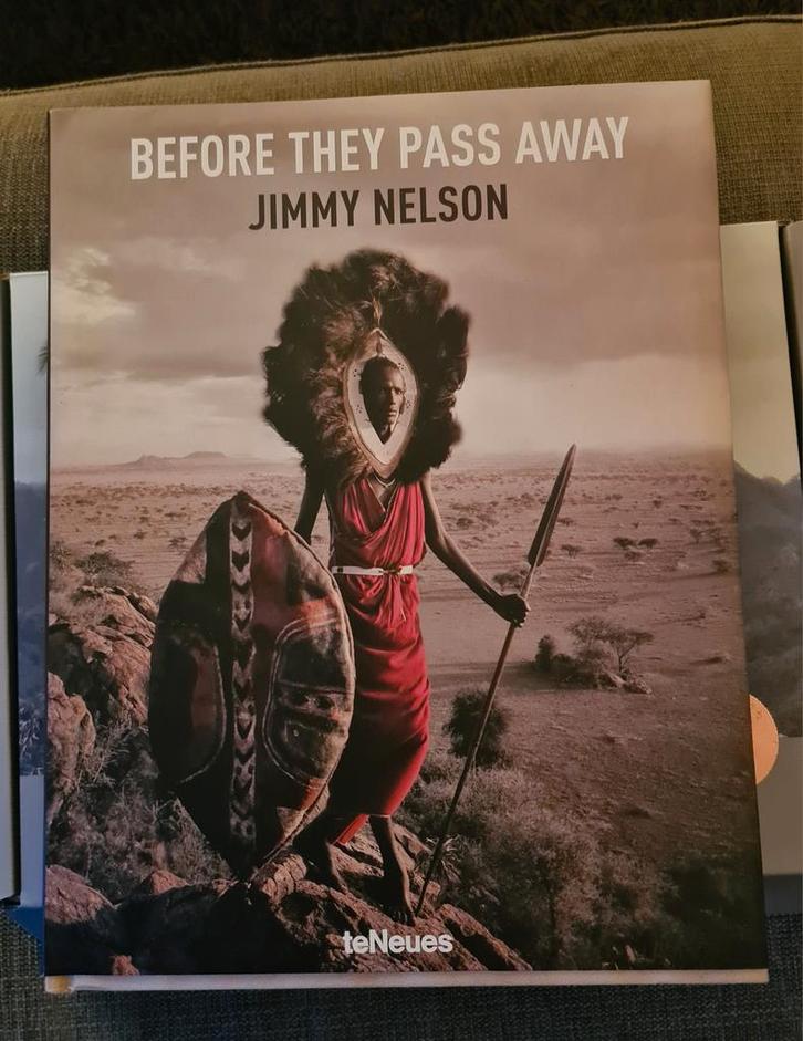 Jimmy Nelson - Before They Pass Away - Fotoboek, Boeken, Kunst en Cultuur | Fotografie en Design, Zo goed als nieuw, Fotografen
