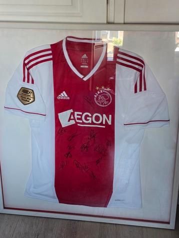Gesigneerd Ajax shirt beschikbaar voor biedingen