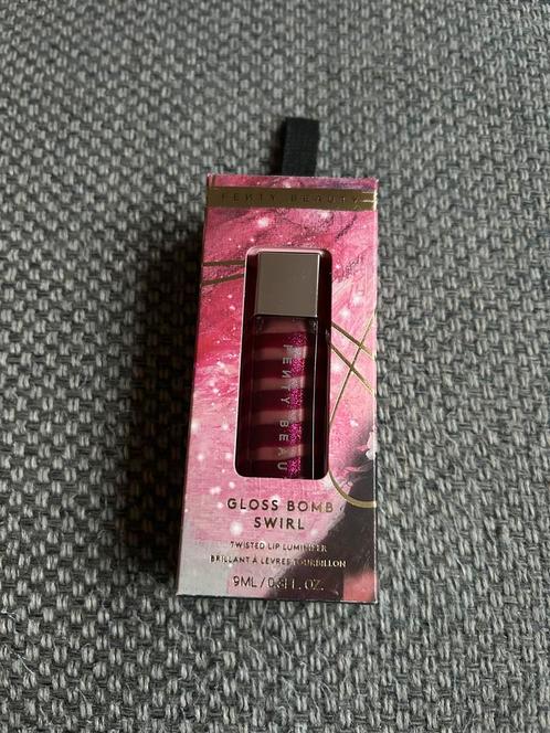 Fenty Beauty Gloss Bomb Swirl Twisted Lip Luminizer- Nieuw!, Sieraden, Tassen en Uiterlijk, Uiterlijk | Cosmetica en Make-up, Nieuw