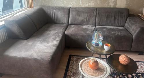 ZEER NETTE DONKERBRUINE BANK! UIT ROOK/DIERVRIJE WONING., Huis en Inrichting, Banken | Bankstellen, Zo goed als nieuw, Stof, Ophalen