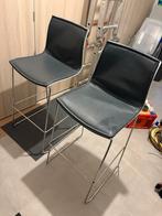 Twee barkrukken, Huis en Inrichting, Barkrukken, Ophalen, Kunststof, Gebruikt, Met voetsteun