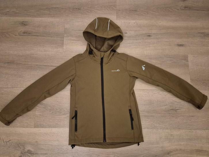 Softshell jas NIEUW maat 140, Kinderen en Baby's, Kinderkleding | Maat 140, Nieuw, Jongen, Jas, Ophalen of Verzenden