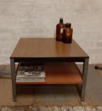 Salontafel bijzettafeltje jaren 70 Coen de Vries Ahrend, Huis en Inrichting, Vierkant, 55 tot 75 cm, Zo goed als nieuw, Hout