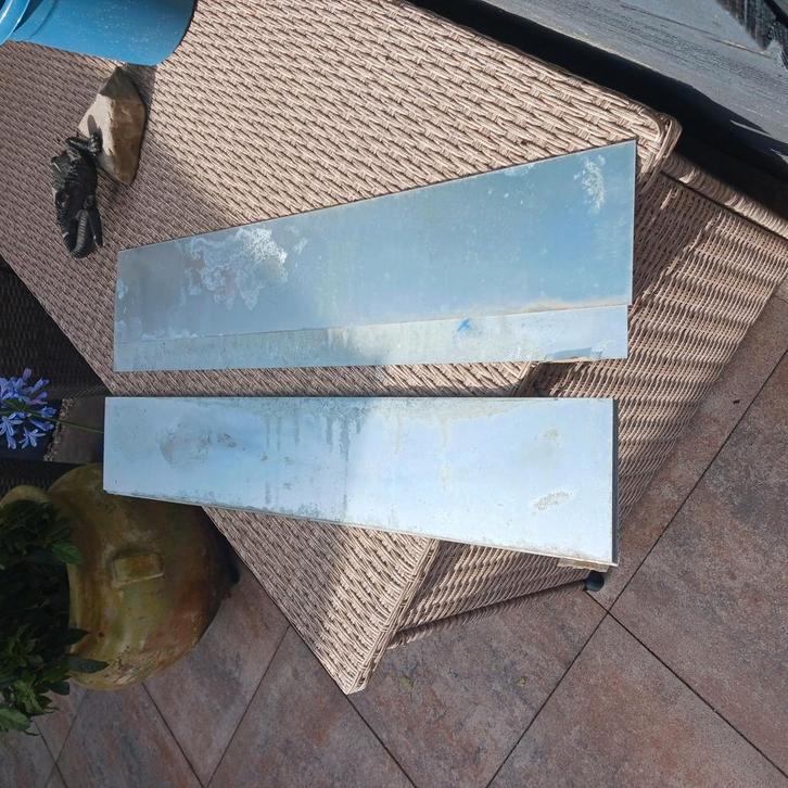 3 verzinkte metalen platen/vlakkematen., Doe-het-zelf en Verbouw, Metalen, Nieuw, IJzer, Ophalen