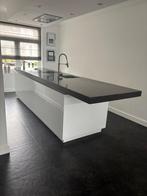 Complete keuken eiland+ apparatuur, demonteren eind augustus, Huis en Inrichting, Ophalen, Gebruikt, Wit, Overige typen