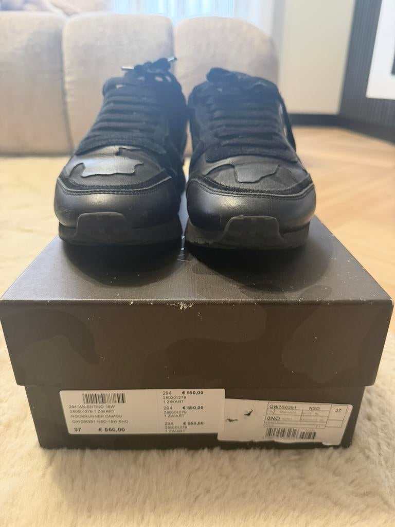 Valentino sneakers, Ophalen of Verzenden, Zo goed als nieuw, Sneakers of Gympen