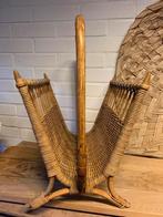 Rotan vintage krantenbak, Huis en Inrichting, Ophalen of Verzenden, Zo goed als nieuw