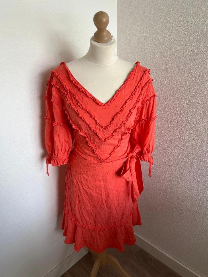 Fabienne Chapot maat 42 koraal Crissy dress 286, Kleding | Dames, Jurken, Zo goed als nieuw, Maat 42/44 (L), Oranje, Onder de knie