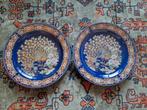 2 blauwe Chinese borden met bloemen en pauw - diameter 36cm, Antiek en Kunst, Antiek | Wandborden en Tegels, Ophalen of Verzenden