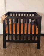 Babybox zwart inclusief matras + 2 hoeslakens, Ophalen, Zo goed als nieuw, Wieg