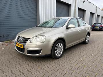 Volkswagen Jetta 1.6 FSI Trendline NWE. APK 16-10-2026 beschikbaar voor biedingen