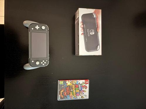 Nintendo Switch Lite (Grijs) + Super Mario 3D World + Bowser, Spelcomputers en Games, Games | Nintendo Switch, Gebruikt, 1 speler