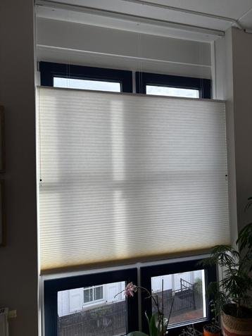 Luxaflex Duette Shades (Top Down/Bottom Up)(Smartcord)(32mm) beschikbaar voor biedingen