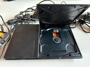 Sony Playstation 2 Slim met 2 controllers beschikbaar voor biedingen