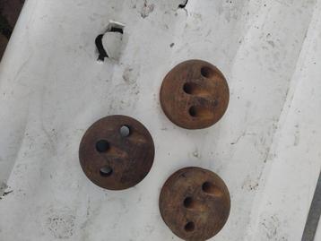 Drie mooi hout Jufferblok beschikbaar voor biedingen